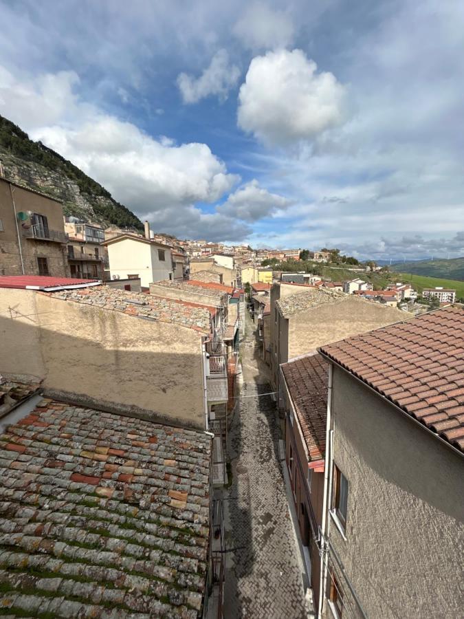 Casa Paradiso Castronuovo di Sicilia Bagian luar foto