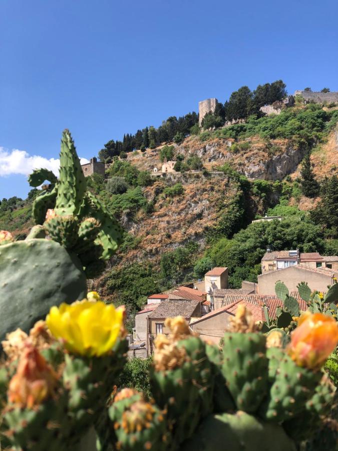 Casa Paradiso Castronuovo di Sicilia Bagian luar foto